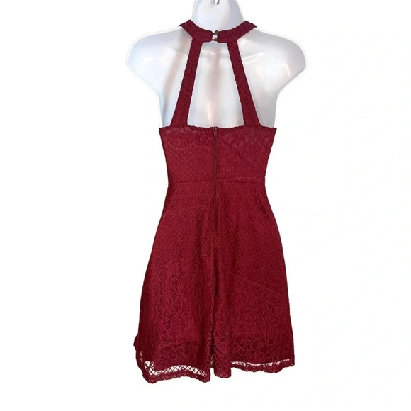 Burgundy Lace Halter Dress - Size XS - Elegant Sleeveless Fit and Flare - Rewind - Picture 2 of 8